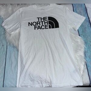 The North Face men’s tee size small